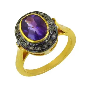 Anillo de Plata 925 con Amatista en Oro Amarillo Clásico para Mujer, Corte Ovalado, Engaste Pavé, Bisel con Gema, Moderno para Uso Diario - Product Image 2