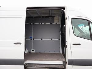 Mercedes-Benz Sprinter 2500 144 WB Usada de 2021 - Product Image 4