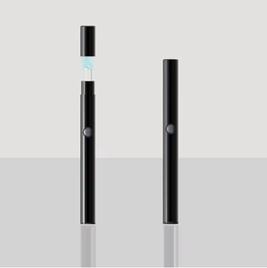 ไฟแช็คแบบโค้ง OEM/ODM สำหรับบุหรี่ ชาร์จไฟได้ ใช้พอร์ต USB พร้อมหน้าจอ LED ชาร์จเร็ว - Product Image 2