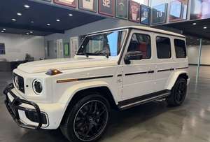 Mercedes-Benz AMG G63 SUV 2026 USADO EN EXCELENTES CONDICIONES ~11 000 Millas V8 Biturbo LHD/RHD Paquete Interior Bajo Kilometraje - Product Image 3