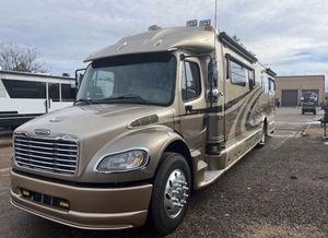 Autocaravana Plegable de Lujo 4x4 para Familias, Remolque de Viaje Todoterreno con Aire Acondicionado y Cocina, para 4-6 Personas, Entrega Rápida - Product Image 3