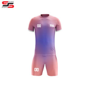 Vêtements de sport personnalisés en polyester à séchage rapide de qualité supérieure vêtements de football pour hommes ensemble d'uniformes maillots de football personnalisés - Product Image 3