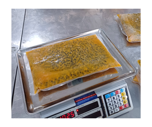 Puré de pulpa de maracuyá congelado de Vietnam, Exportación a granel, suministro al por mayor, fábrica OEM, semillas o sin semillas, mejor precio internacional - Product Image 2