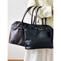 Tas Selempang Wanita Kulit Asli Desainer Cina Grosir, Tahan Lama, Anti Air, untuk Perjalanan