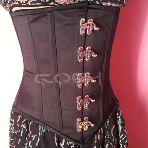 Corset en satin noir à armatures sous le buste avec fermeture à boucle oscillante - Product Image 3