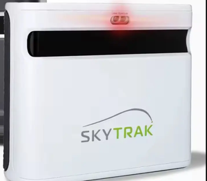 Nuevo Simulador de Golf y Monitor Auténticos, Incluye Pelota de Golf de PVC para Práctica - Product Image 1