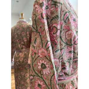 Peignoir Kimono Oriental Doux et Tissé, Taille Élastique, Fermeture Boutonnée, Taille Unique pour la Maison, Demoiselle d'honneur, Mariée - Product Image 3