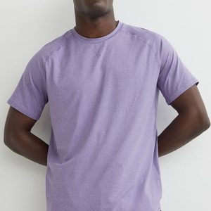 Camiseta de hombre de algodón blanco liso con cuello redondo hecho a medida - Product Image 1