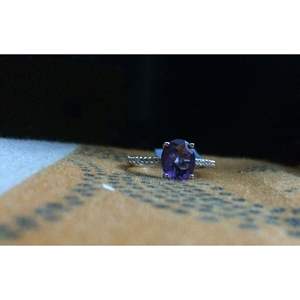 เครื่องประดับสำหรับผู้ชายแหวนอเมทิสต์ตัดรูปวงรีชุบโรเดียมแพลทินัมกับคนรักลายอาเกตเป็นอัญมณีหลัก - Product Image 1