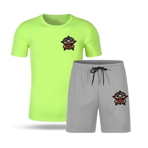 Vente en gros de logo personnalisé ensemble t-shirt et short à motif uni col rond pour hommes sérigraphie surdimensionnée - Product Image 6
