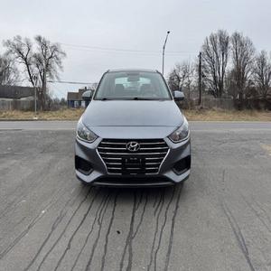 HYUNDAI Accent SE 2019 en PARFAIT ÉTAT - Product Image 2