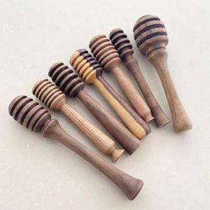 ช้อนไม้สำหรับทำน้ำผึ้งให้เป็นละอองไม้แบบรังผึ้ง - Product Image 2