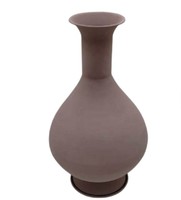 Vas Bunga Panjang Meena Ungu Modern Buatan Tangan Dekorasi Meja dan Dinding Logam Unik untuk Ruang Tamu