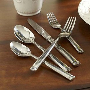 Argenterie Mariage Couverts Plaqué Argent Avec Doublure Design Poignée en acier inoxydable Cuillère couteau fourchette Couverts Set - Product Image 3