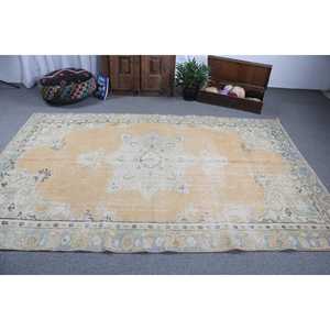 Turkish Rug, Large 5.8x8.7 ft Vintage Rug, <b>Yellow</b> Polka dot <b>Wool</b> Rug - Product Image 3