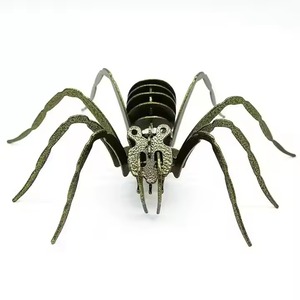 Modern Art Spider Decor Green Black Resin <b>Space</b> for Home Living Room Bedroom Metal Sample Room Souvenir <b>Gift</b> - Product Image 6
