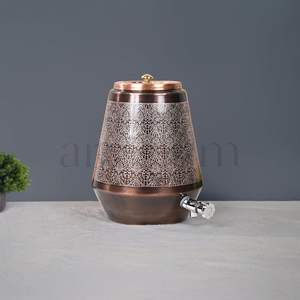Distributeur d'eau en cuivre imprimé à la main Stockage d'eau ayurvédique pour un usage quotidien Design élégant pour une hydratation saine - Product Image 4