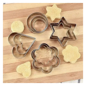 Free Christmas <b>Cookie</b> Cutters Sets Metal Holiday Set with Snowflake, Tree, and Gingerbread Shapes High Quality <b>Cookie</b> Cutters. - Product Image 4