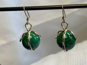 Boucles d'oreilles pendantes fantaisie pour enfants en pierre de malachite, serties en argent sterling, certifiées IGI, plaquées or et rhodium pour mariage - Product Image 3