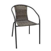 Chaise empilable de loisirs de plein air moderne avec design en rotin tabouret arrière en fer unique pour cour conférence balcon usage domestique