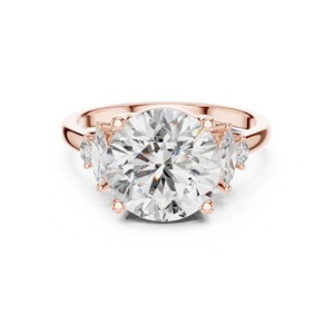 Bague de fiançailles et d'anniversaire pour femme en argent sterling 925 avec 5 pierres de moissanite taille brillant ronde de 3,5 carats et accent marquise - Product Image 1