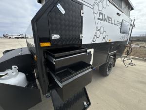 Remolque de Viaje Plegable Ligero OBii Dweller 2022 Usado, 17 pies, 4 Personas, 4x4, Suspensión Independiente, Disponible - Product Image 2