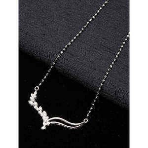 Compre un Mangalsutra de Plata Pura con Baño de Oro, Cadena de Perlas y Diamantes, Estilo Étnico Religioso, Regalo Perfecto para su Esposa - Product Image 2