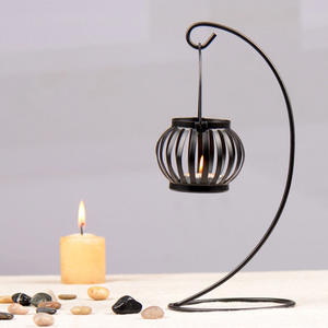 Chandelier en métal décoration de la maison à la main bougeoir chandelier décor Miniature décor à la maison - Product Image 1