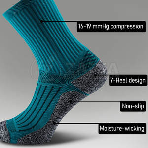 Chaussettes de cricket personnalisées en gros pour hommes, chaussettes de sport antidérapantes mi-mollet pour l'entraînement, modèle 2025 - Product Image 3