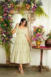 Vestido de mujer con estilo de algodón hecho a mano indio con tela de algodón lahriya vestido de regalo de boda de novia personalizado regalo para ella en venta - Product Image 2