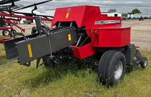 Presse à balles carrées compacte Massey Ferguson 1840 2026 – Mini-presse à balles de foin - Product Image 5