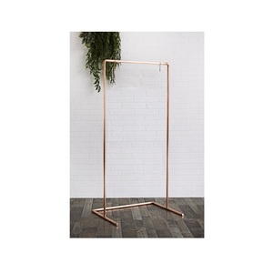 Último diseño Soporte de boda de bienvenida de metal de color oro rosa Soporte de bienvenida de forma personalizada de la más alta calidad a granel - Product Image 5