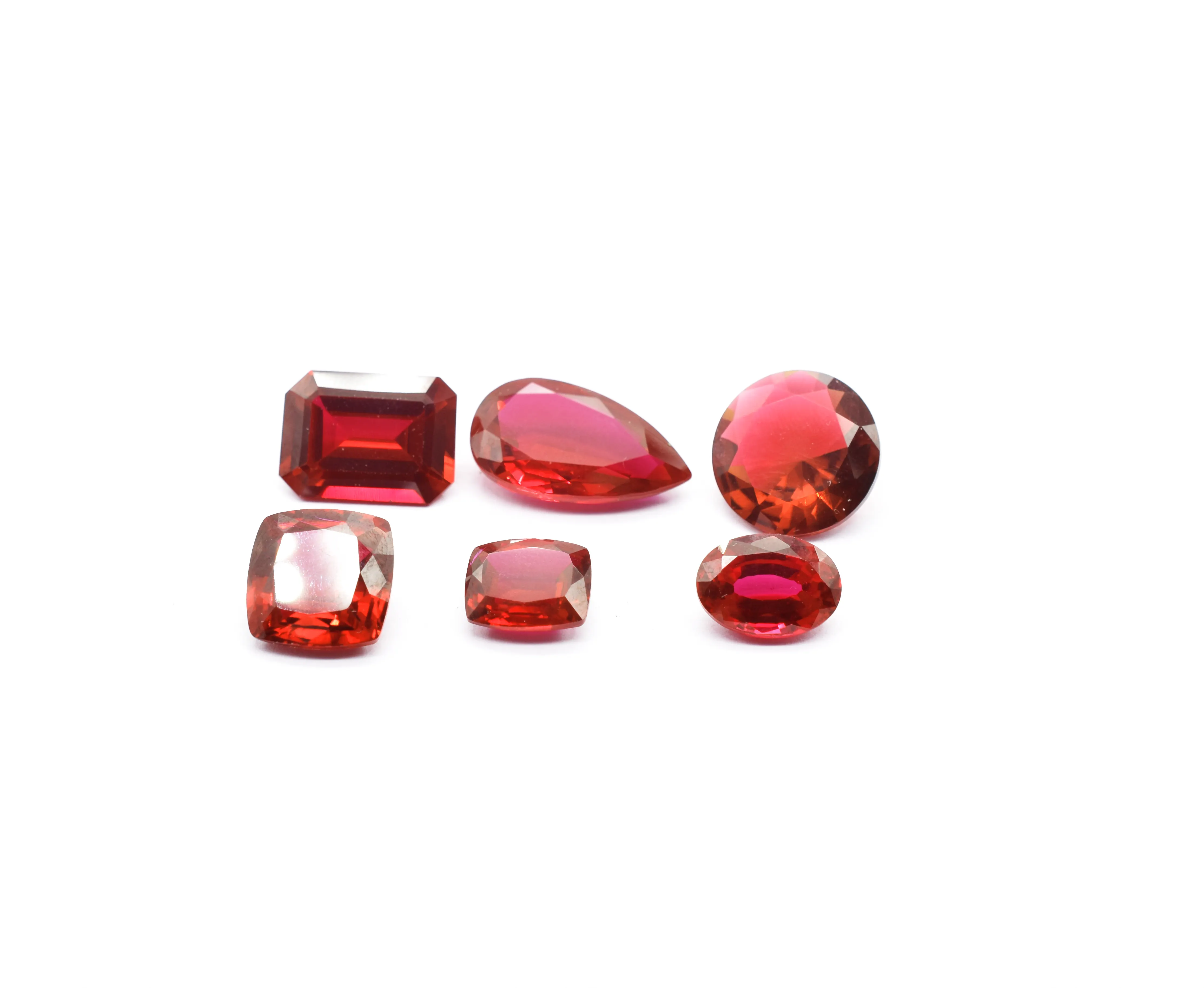 Ruby cắt đá quý phòng thí nghiệm phát triển tất cả các kích cỡ & Hình dạng có sẵn độ cứng 9 Ruby Corundum đá quý đối với trang sức (giả)
