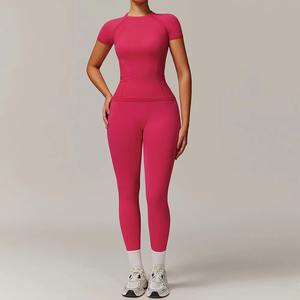 Nouveaux vêtements de sport pour femmes en deux pièces, vêtements de yoga, couleur unie, taille élastique, tissu léger et extensible - Product Image 5