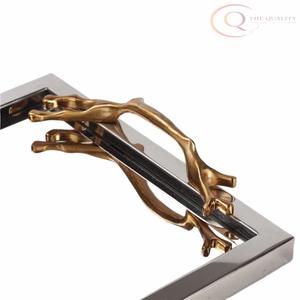 Elegante Bandeja Decorativa de Acero Inoxidable para el Ramadán con Asa para Uso en Mesa |   Añade un Aspecto Sofisticado a la Sala de Estar, Comedor y Eventos - Product Image 6