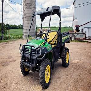 Prix bas Véhicule utilitaire John Deere RTV pour le travail et les aventures en plein air En stock Meilleur prix disponible maintenant - Product Image 1