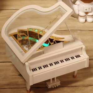 Modelo de plástico creativo, exquisito regalo, piano romántico con luces - Product Image 2