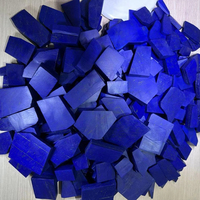 Lapis-lazuli naturel bleu royal de haute qualité, forme irrégulière, pierre semi-précieuse naturelle.