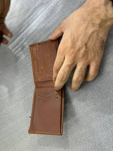 Cartera Bifold Hecha a Mano para Hombre - Diseño Faraónico Egipcio Grabado, Estilo Vintage, Cierre de Cremallera, Uso Diario y Viajes, Regalo - Product Image 2