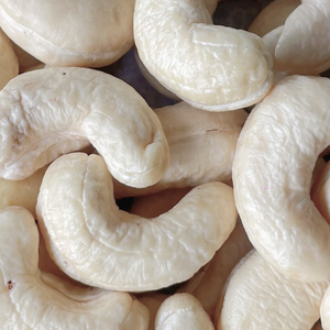 ผู้ผลิตเม็ดมะม่วงหิมพานต์ในเวียดนามที่เชื่อถือได้ราคาเม็ดมะม่วงหิมพานต์ในเวียดนาม W320โรงงานซันติโก W240ส่งออกไปยังเอเชียยุโรป - Product Image 1