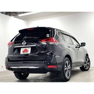 Nissan X-Trail 20X 2017 d'occasion, conduite à gauche, essence turbo, boîte manuelle ou automatique, intérieur foncé - Product Image 3