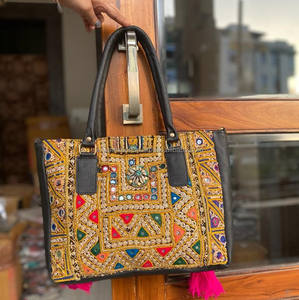 Bolso bordado tradicional hecho a mano indio para mujer, bolso de compras con borlas Banjara Vintage, bolso de mano bohemio Hippie con estilo - Product Image 5