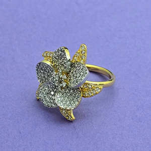 แหวนเพชร CZ แบบปรับได้คุณภาพสูงดีไซน์เนอร์หรูหราชุบ2โทนเครื่องประดับแฟชั่น - Product Image 1