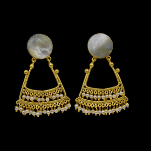 Vente chaude plaqué or nacre boucle d'oreille en laiton matériel bijoux boucle d'oreille pour les filles et les femmes au prix de gros - Product Image 5