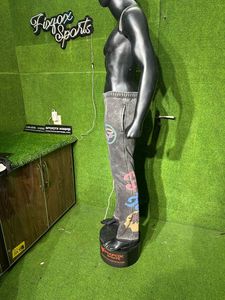 Vente en gros Pantalons pour hommes délavés à l'acide de haute qualité avec impression personnalisée du logo - Product Image 3