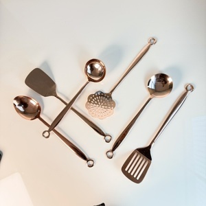 Ensemble de 6 cuillères à café en acier inoxydable avec finition cuivrée, à long manche, pour les fêtes, écologiques, très vendues - Product Image 3