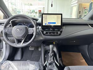 2025 NUEVO EN YOTA COR OLLA TOURING SPORT Hybrid TeamPlayer 4X4 RUEDA 197hp TRANSMISIÓN AUTOMÁTICA - Product Image 2