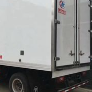 Camion réfrigéré pour stocker et transporter les produits thermosensibles - Product Image 6