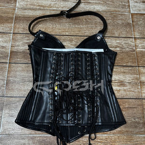 Corset de club en cuir noir style fétiche, haute compression, gothique audacieux, avec laçage latéral et fermeture éclair avant - Product Image 6