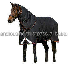 Mantas Ecuestres Premium para Caballos, Resistentes, Impermeables, para Establos y Exteriores, Tamaño Ajustable, Diseños Personalizados - Product Image 4